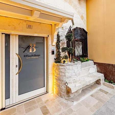 Il Piccolo Borgo - 4*