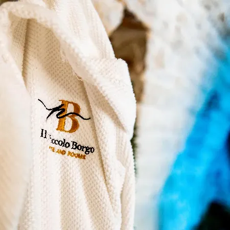 B&B Il Piccolo Borgo - 산테라모 인 콜레